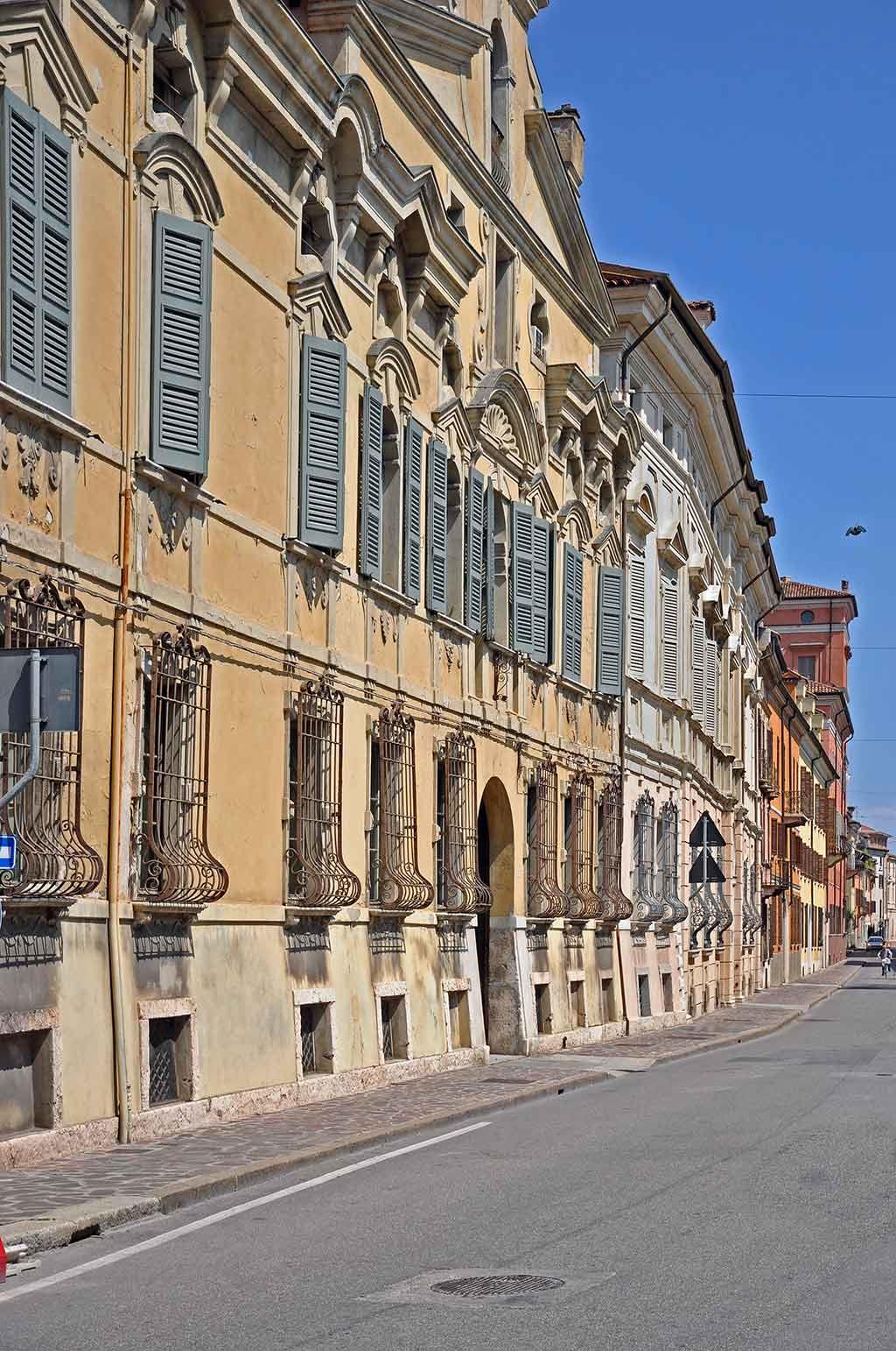 Palazzo Arrivabene
