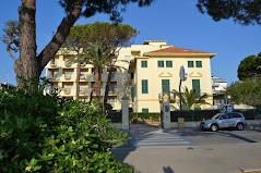 HOTEL 4 PALME