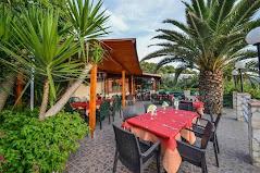 ALBERGO PICCOLO PARADISO SNC