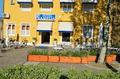 HOTEL AMELIA