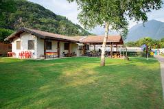 CAMP. LA RIVA