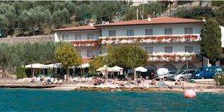 Piccolo Hotel