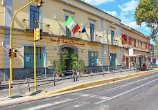 Le Chemin�e business hotel