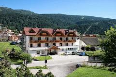 HOTEL CANADA