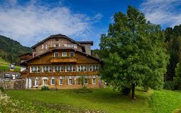 ALBERGO ZALUNA