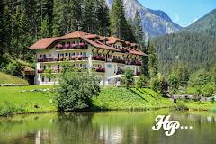 HOTEL PLANK