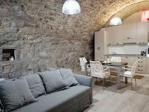 HILL APARTMENTS (LNI)