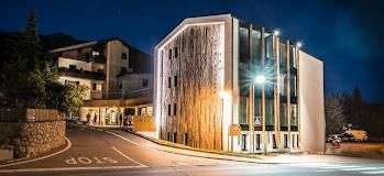 HOTEL STOCKER