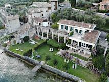 VILLA VICTORIA