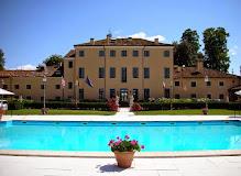 HOTEL VILLA TACCHI