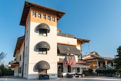 Epoque Hotels
