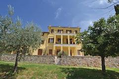 AGRITURISMO VILLA VAL D'OLIVI-Casa vacanze Per Ferie,Gruppi, B&B, Vend