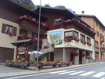HOTEL RISTORANTE CORONA