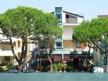 Villa Dina