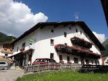 ALBERGO NEUWIRT