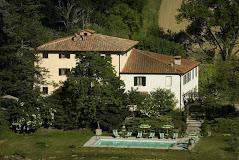 LA TOPAIA