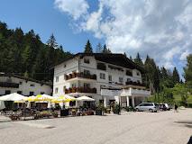 HOTEL PARADISO
