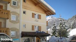ALBERGO GARNI' FIORDALISO