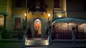 ALBERGO LA ROSA SNC