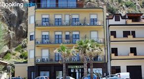 Nuovo  Hotel Faro