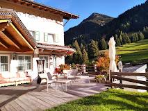 HOTEL VALACIA