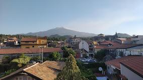 La casa del poeta dell'etna