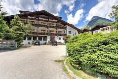 HOTEL SCHWARZBACHHOF