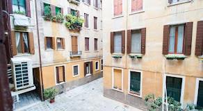 ALBERGO AI TOLENTINI