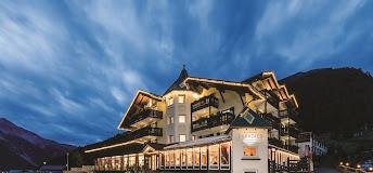 HOTEL PARADIES