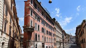 Hotel De Monti