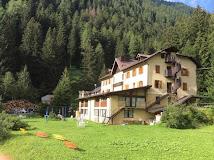 HOTEL ALPEN