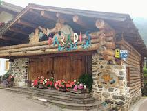 APPARTAMENTI DOLOMITI HOLIDAYS