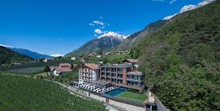 HOTEL BURGGRAEFLERHOF