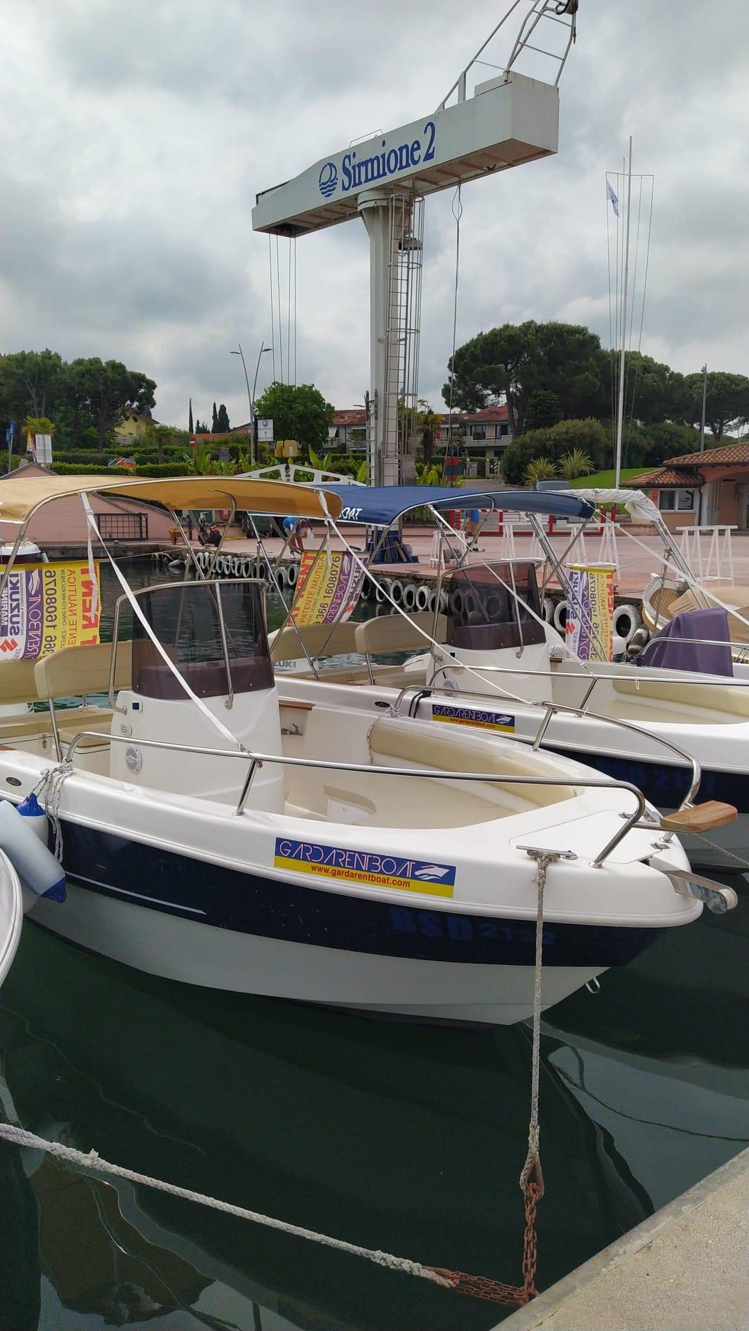 Garda Rent Boat
