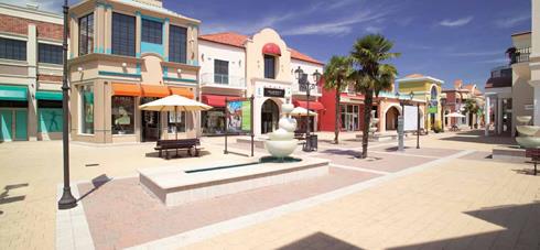 Valmontone Outlet Village Fashion District, Roma
