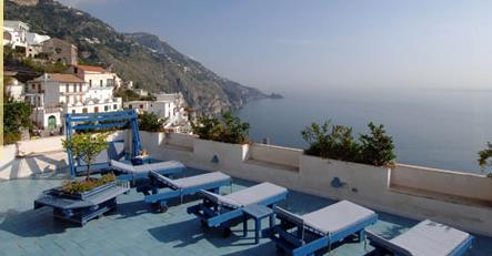Hotel Holiday