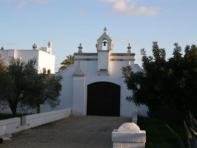 MASSERIA TORREMOSSA - >Fasano