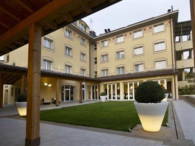 VIRGINIA PALACE HOTEL - >Garbagnate Milanese