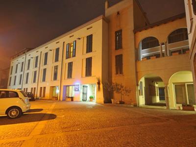PARINI HOTEL - >Bosisio Parini