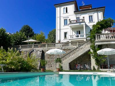WHITE LILAC ROMANTIC B&B - >Arona