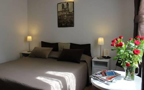 Condotti Inn