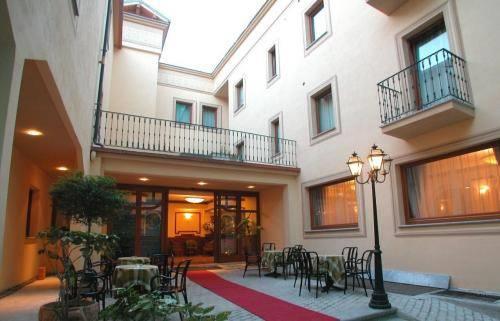 Hotel Acqui & Beauty Centre