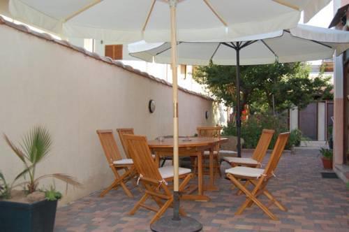 Flowery Inn Villa Pompeo