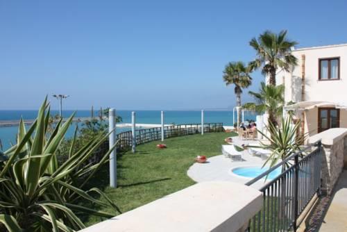 Marina Holiday Resort & Spa