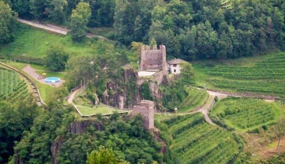 Castello di Segonzano