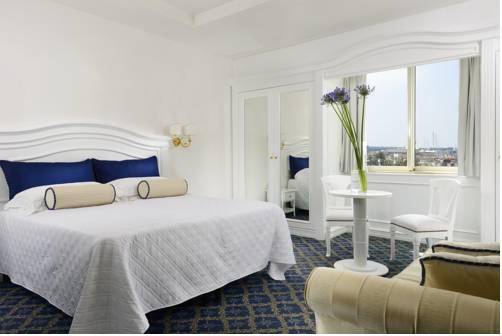Hotel President