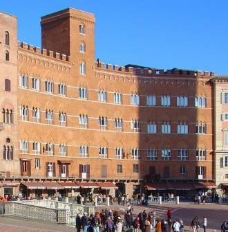 Palazzo Sansedoni il Campo