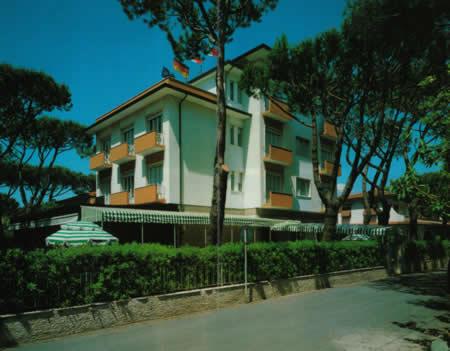 Hotel Crystal