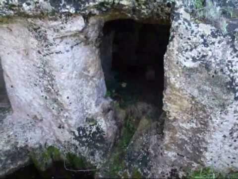 Necropoli di Ponte Secco