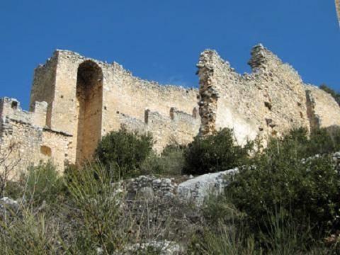 Castello-Recinto di S.Pio delle Camere